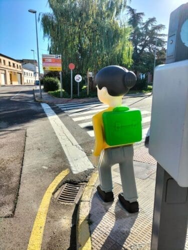Las figuras Signakid son eficaces para proteger a los peatones